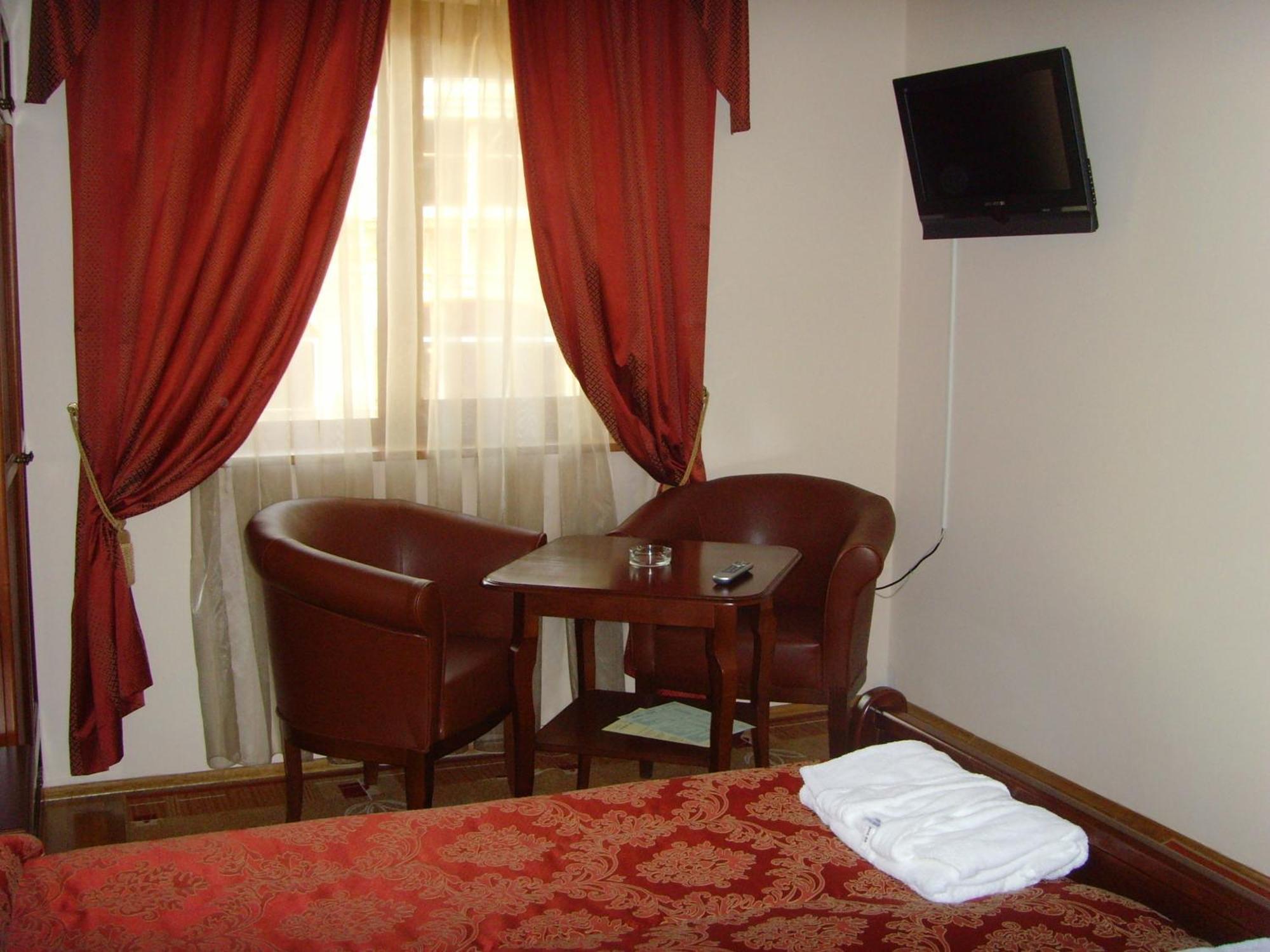 Meridian Hotel Bolyarski Veliko Tarnovo Luaran gambar
